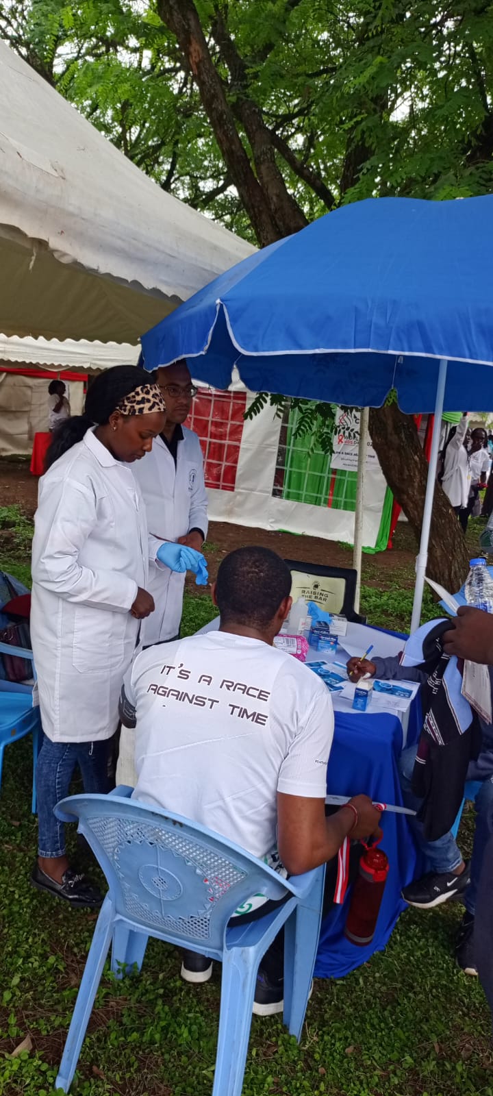 Patient consultation at outreach event